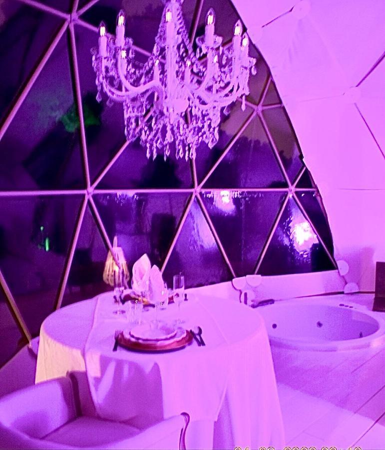 Domo Suites Masia Cal Geperut Badalona Extérieur photo