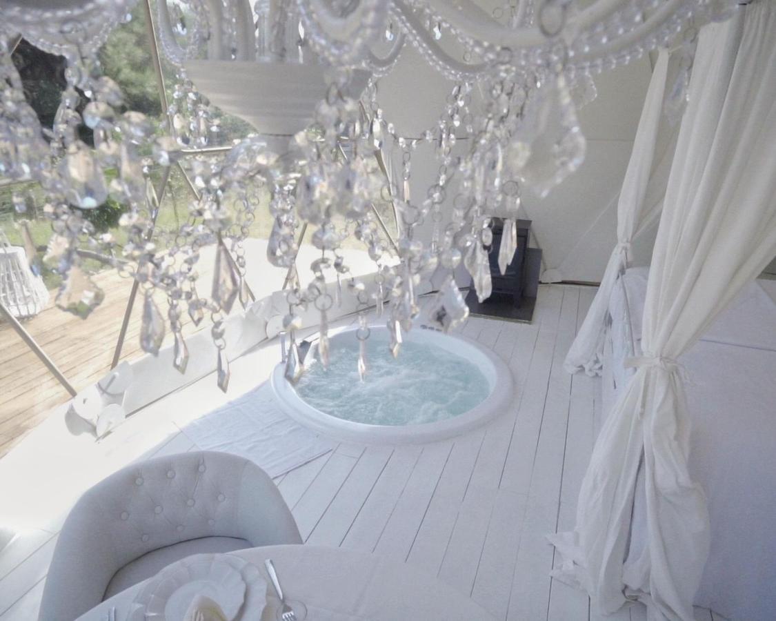 Domo Suites Masia Cal Geperut Badalona Extérieur photo