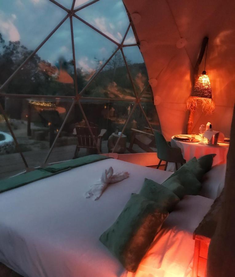 Domo Suites Masia Cal Geperut Badalona Extérieur photo