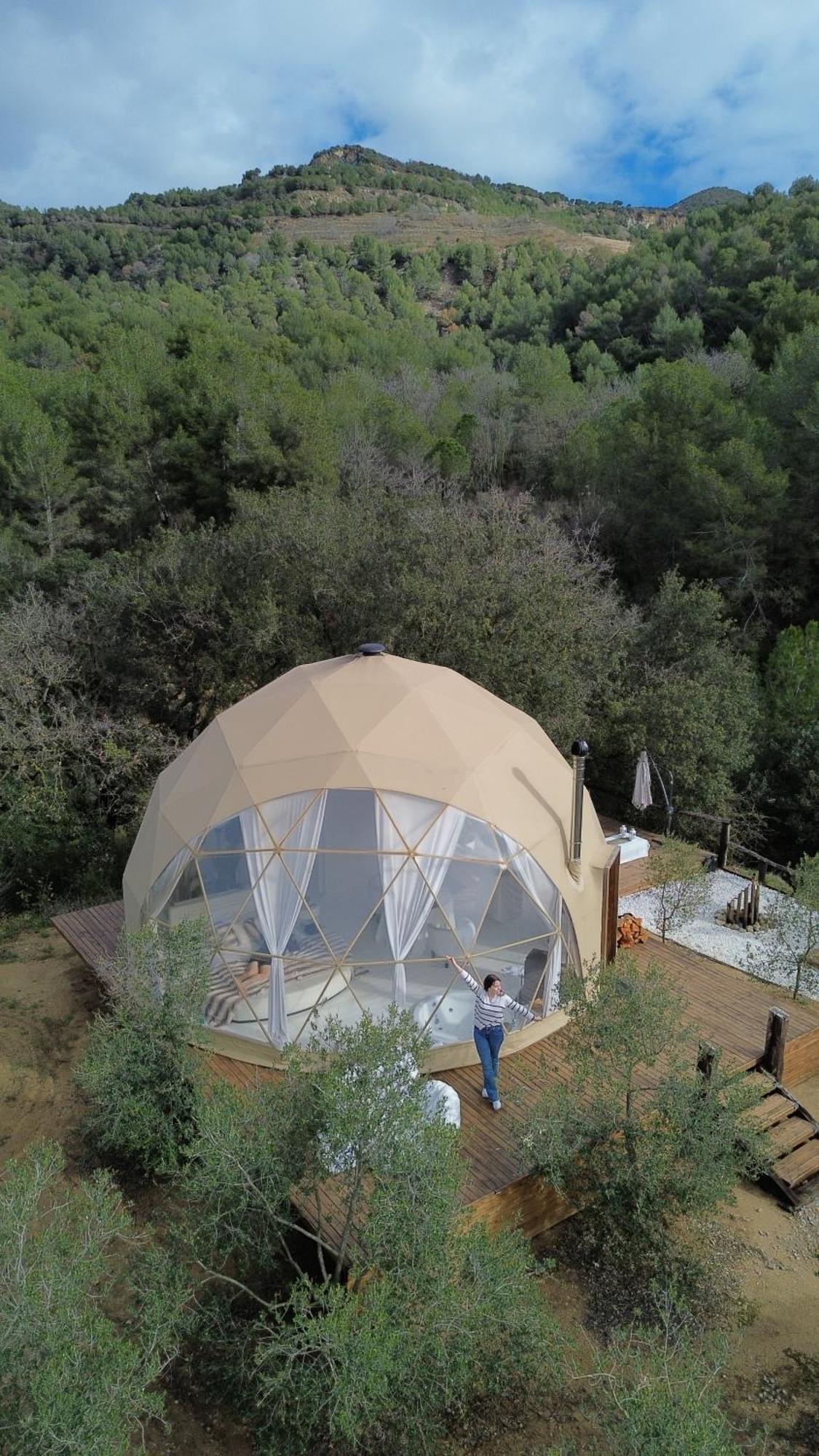 Domo Suites Masia Cal Geperut Badalona Extérieur photo