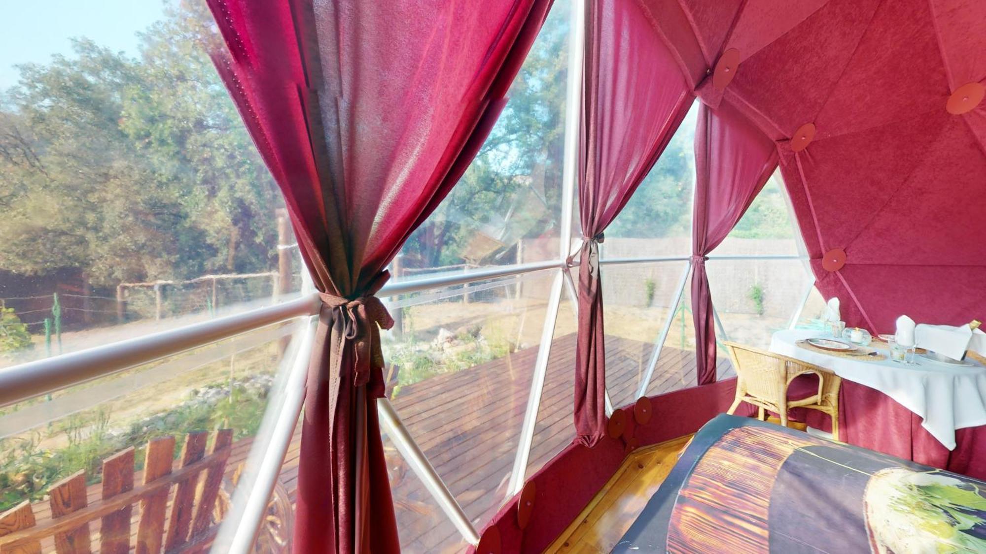 Domo Suites Masia Cal Geperut Badalona Extérieur photo