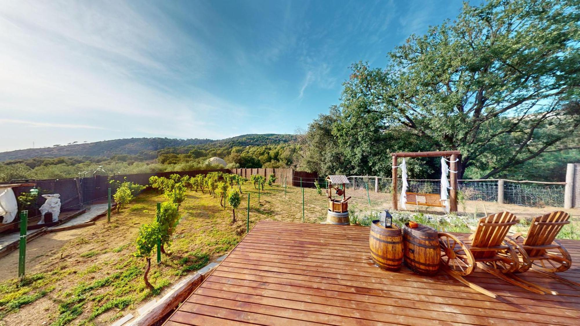 Domo Suites Masia Cal Geperut Badalona Extérieur photo