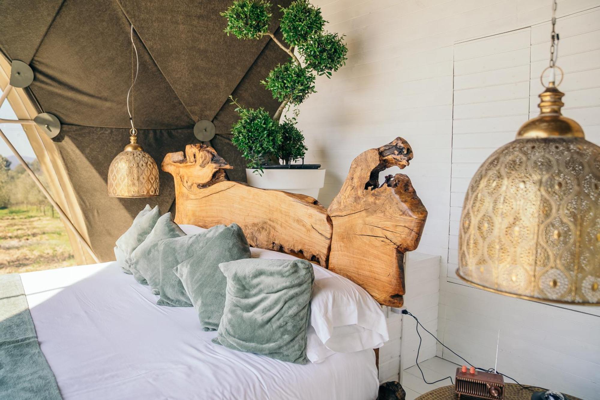 Domo Suites Masia Cal Geperut Badalona Extérieur photo